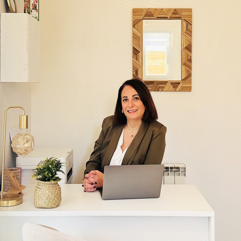 Luxopuncture - Contact Evelyne POIRIER